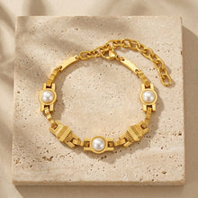 Aurora Pearl Link Bracelet