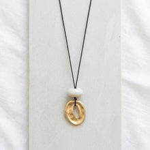 Sculpta Stone Necklace - Gold
