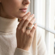 Luna Interlocking Ring